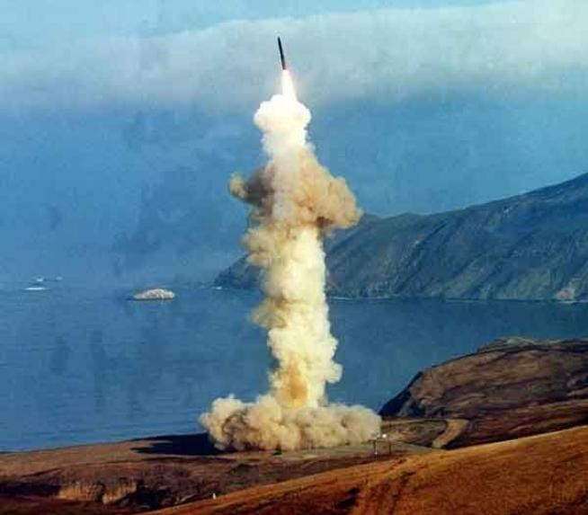 Mỹ phóng thử tên lửa đạn đạo xuyên lục địa Minuteman III